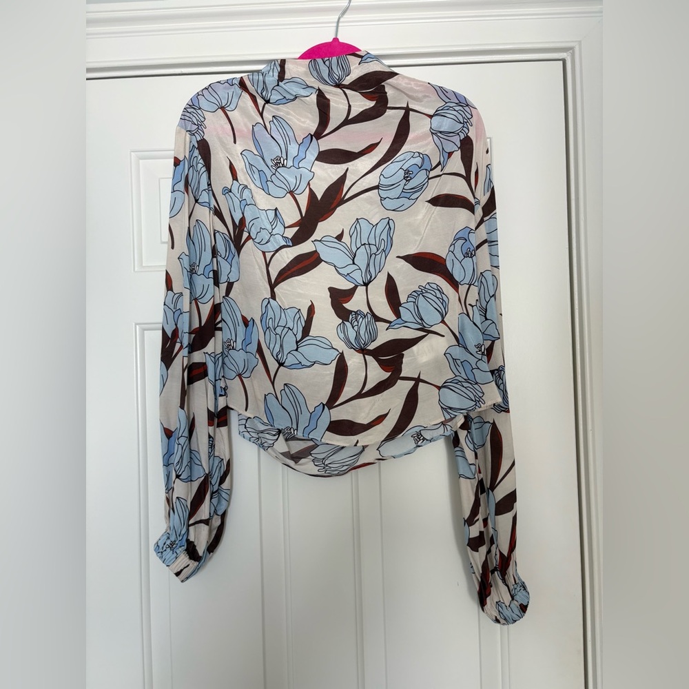 ASTR THE LABEL Backless Top